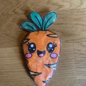 Pappers-squishy 01 – handgjord skapelse av Alma och Emilia