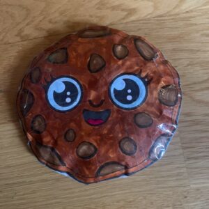 Pappers-squishy 02 – handgjord skapelse av Alma och Emilia