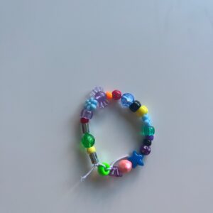 Armband 04 – handgjord skapelse av Alma och Emilia