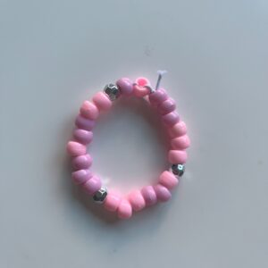 Armband 05 – handgjord skapelse av Alma och Emilia